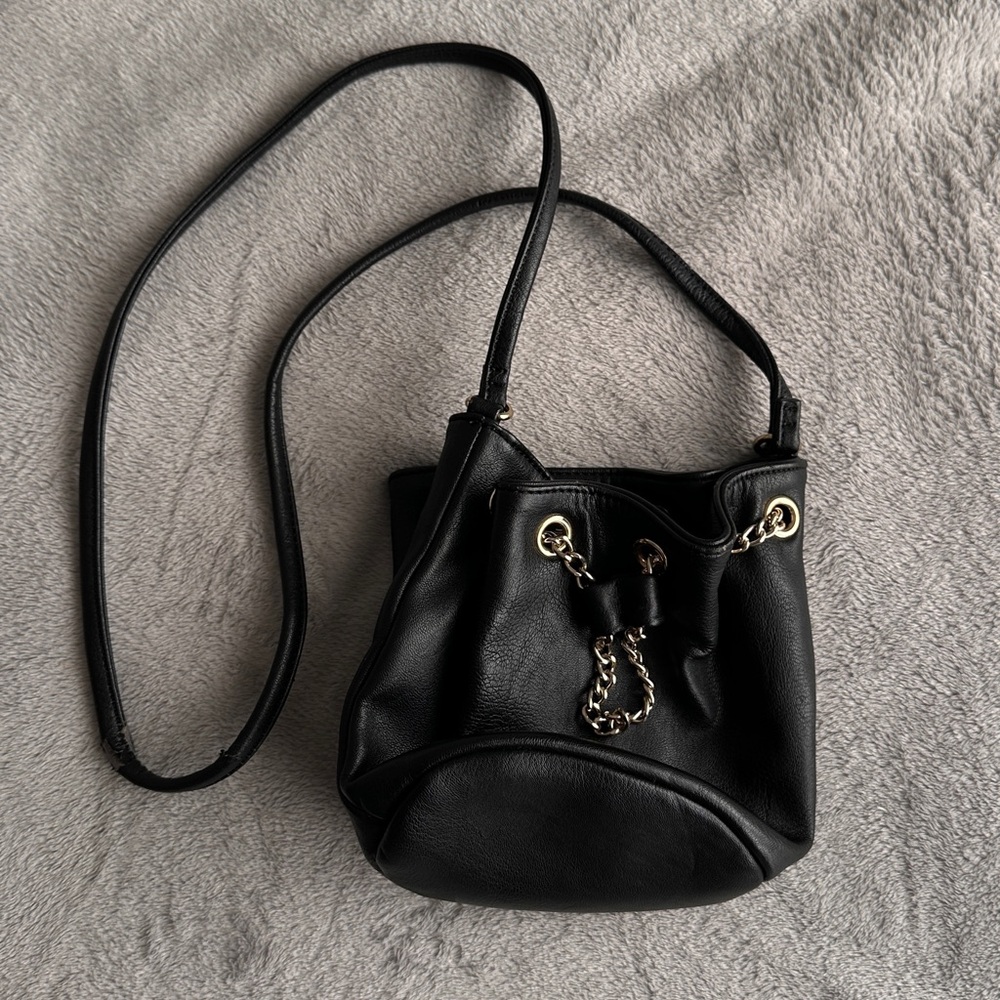 Elegant Black Mini Shoulder Bag